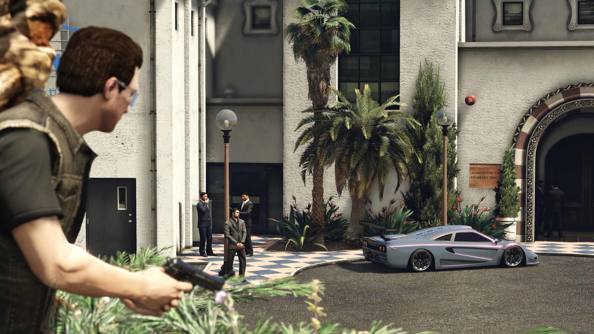 Grand Theft Auto V screenshot 2